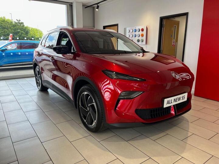 MG MGS5 64kWh Trophy Long Range Auto 5dr
