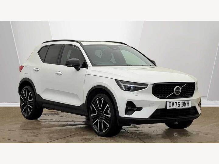 Volvo XC40 2.0 B4 MHEV Ultra Dark DCT Auto Euro 6 (s/s) 5dr