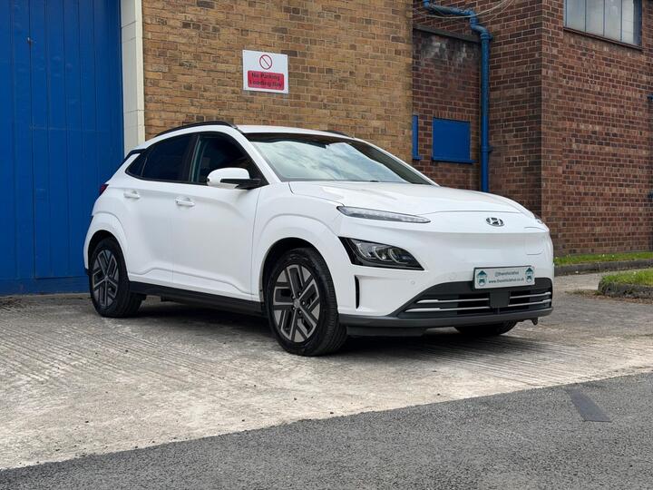 Hyundai KONA 39kWh Premium Auto 5dr (10.5kW Charger)