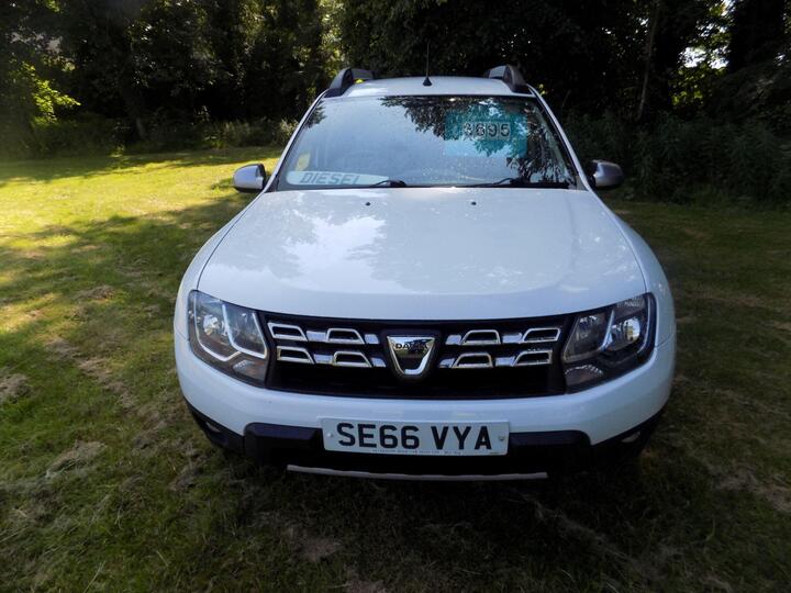 Dacia Duster 1.5 DCi Laureate Euro 6 (s/s) 5dr