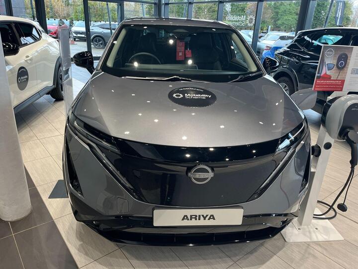 Nissan ARIYA 63kWh Advance Auto 5dr 7.4kW Charger