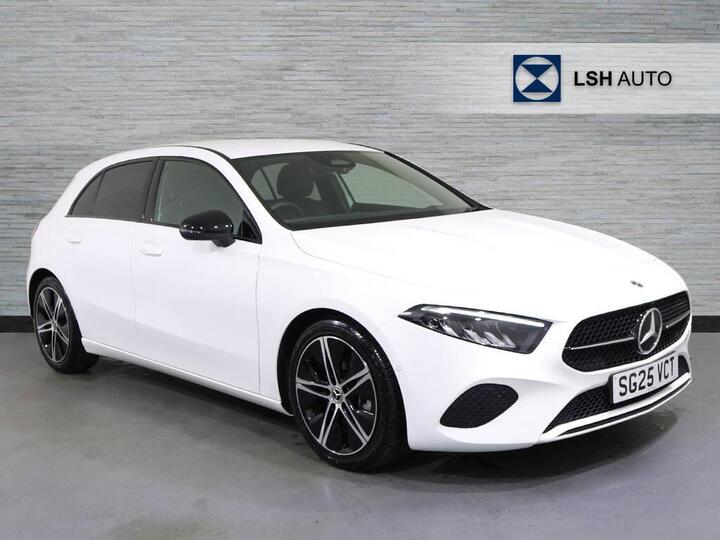 Mercedes-Benz A Class 1.3 A180h MHEV Sport Edition 7G-DCT Euro 6 (s/s) 5dr Mercedes-Benz A Class 1.3 A180h MHEV Sport Edition 7G-DCT Euro 6 (s/s) 5dr