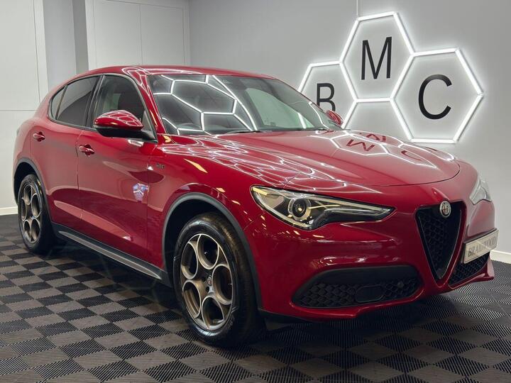 Alfa Romeo STELVIO 2.0T Sprint Auto Q4 AWD Euro 6 (s/s) 5dr