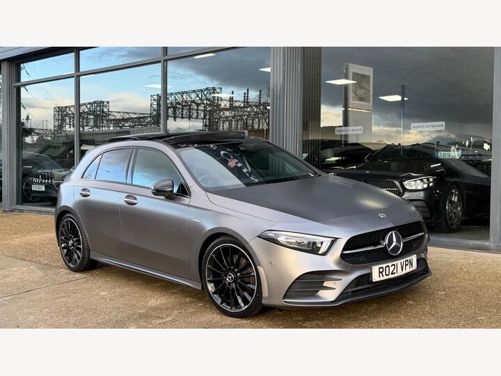 Mercedes-Benz A Class 2.0 A220d Exclusive Edition Plus 8G-DCT Euro 6 (s/s) 5dr