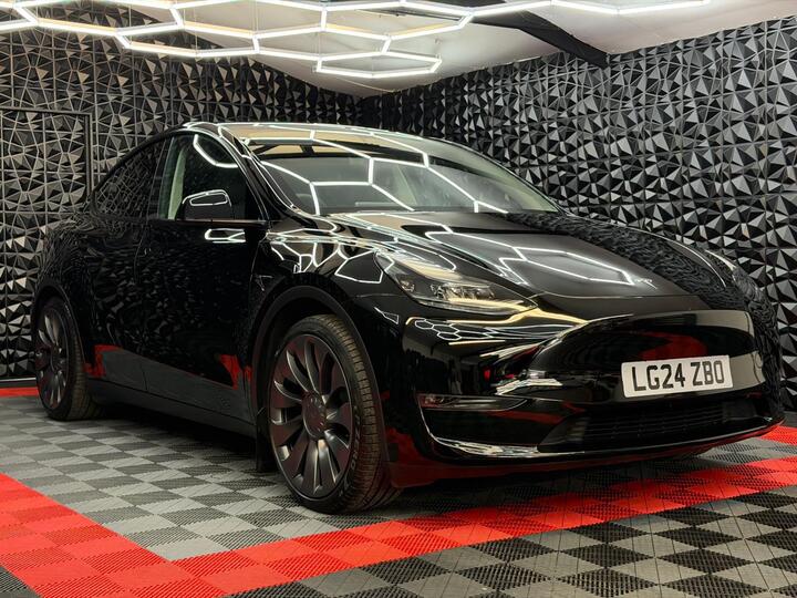 Tesla Model Y (Dual Motor) Performance Auto 4WDE 5dr
