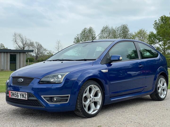 Ford Focus 2.5 SIV ST-2 3dr