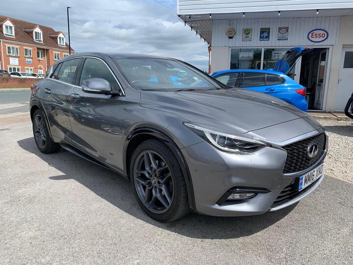 Infiniti Q30 2.2d Premium Tech DCT AWD Euro 6 (s/s) 5dr