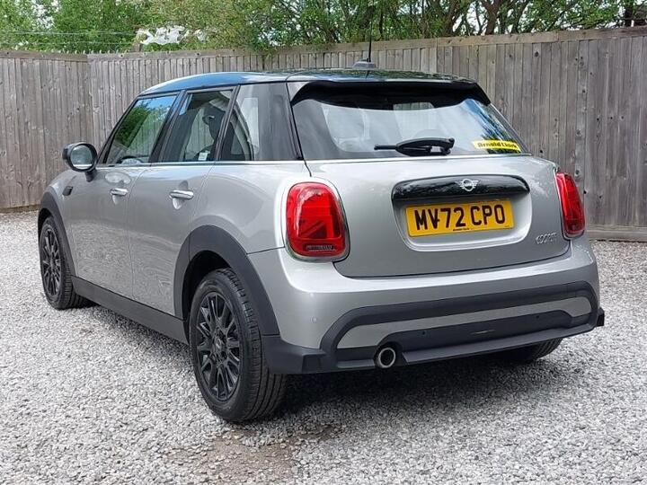 MINI Hatch 1.5 Cooper Classic Steptronic Euro 6 (s/s) 5dr
