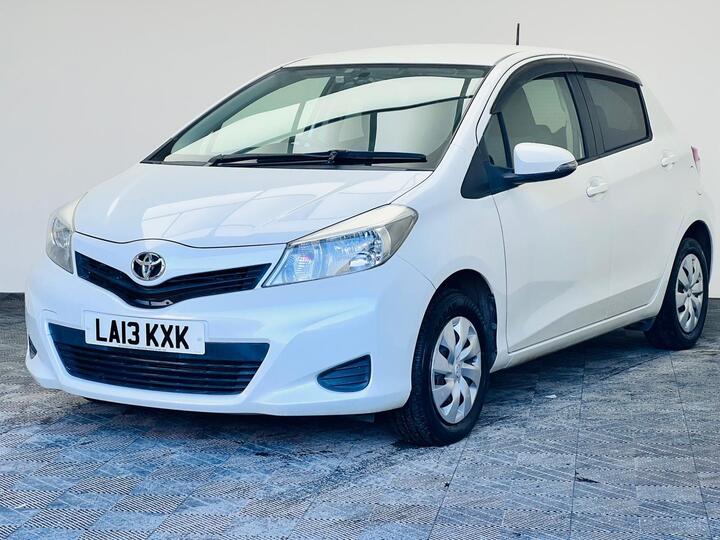 Toyota Yaris 1.33 Dual VVT-i T Spirit Multidrive S Euro 5 5dr Toyota Yaris 1.33 Dual VVT-i T Spirit Multidrive S Euro 5 5dr
