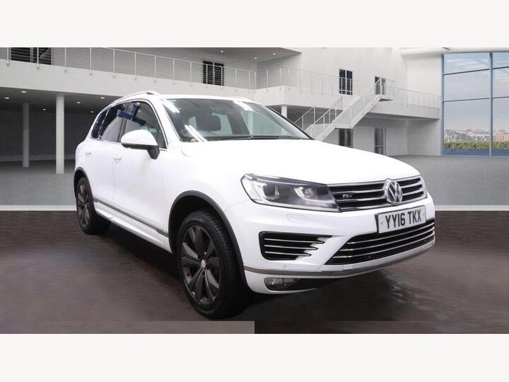 Volkswagen Touareg 3.0 TDI V6 BlueMotion Tech R-Line Tiptronic 4WD Euro 6 (s/s) 5dr