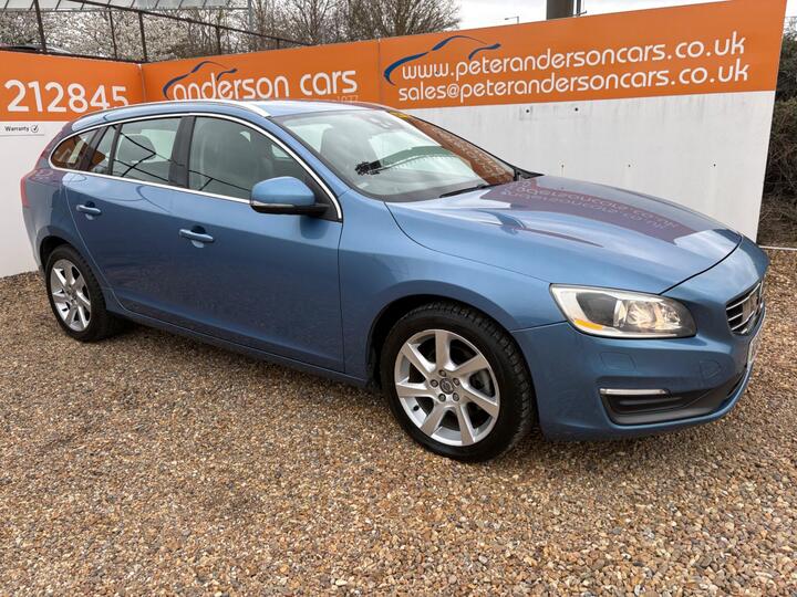 Volvo V60 SE-Lux Auto