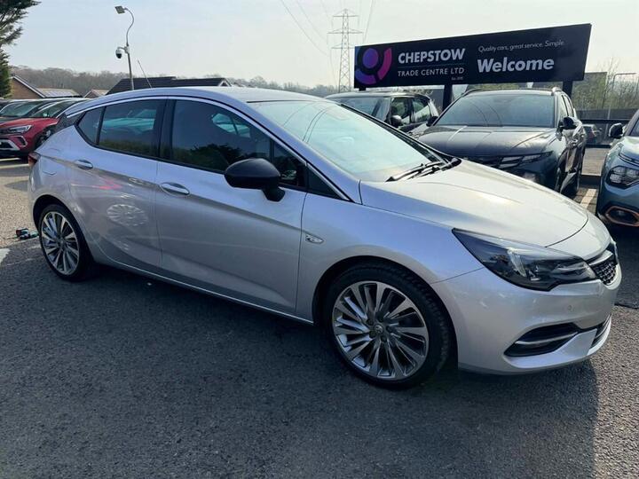 Vauxhall Astra 1.2 Turbo Griffin Edition Euro 6 (s/s) 5dr Vauxhall Astra 1.2 Turbo Griffin Edition Euro 6 (s/s) 5dr