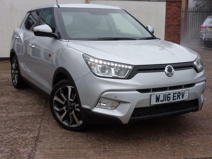 SsangYong Tivoli 1.6 E-XDi ELX 4WD Euro 6 5dr SsangYong Tivoli 1.6 E-XDi ELX 4WD Euro 6 5dr