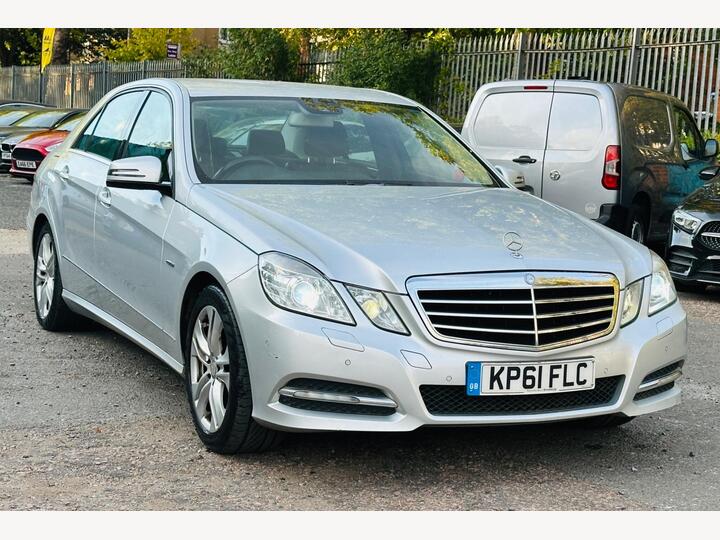 Mercedes-Benz E Class 2.1 E250 CDI BlueEfficiency Avantgarde Edition 125 G-Tronic+ Euro 5 (s/s) 4dr