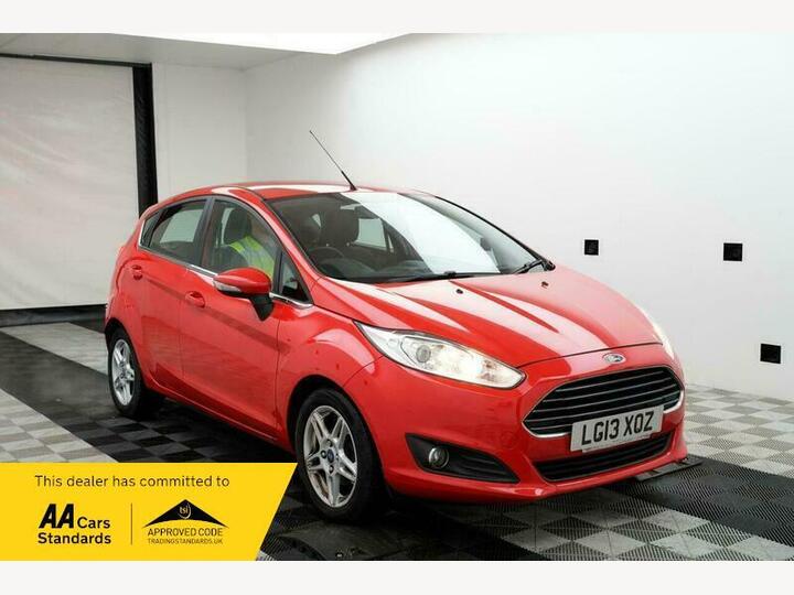 Ford Fiesta 1.0 Zetec Euro 5 (s/s) 5dr