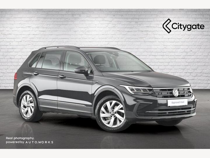 Volkswagen Tiguan 1.5 TSI Life Euro 6 (s/s) 5dr