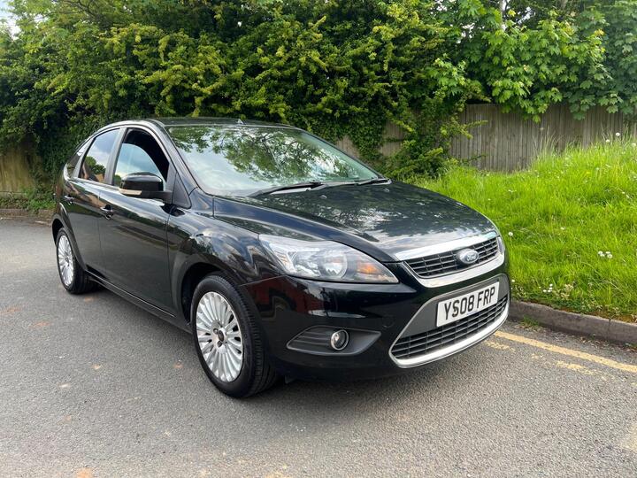 Ford Focus 1.6 Titanium 5dr