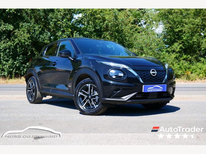 Nissan JUKE 1.6 N-Connecta Auto Euro 6 5dr