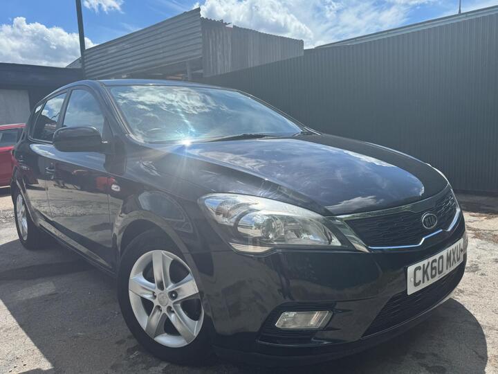 Kia Ceed 1.6 CRDi EcoDynamics 2 Euro 5 (s/s) 5dr