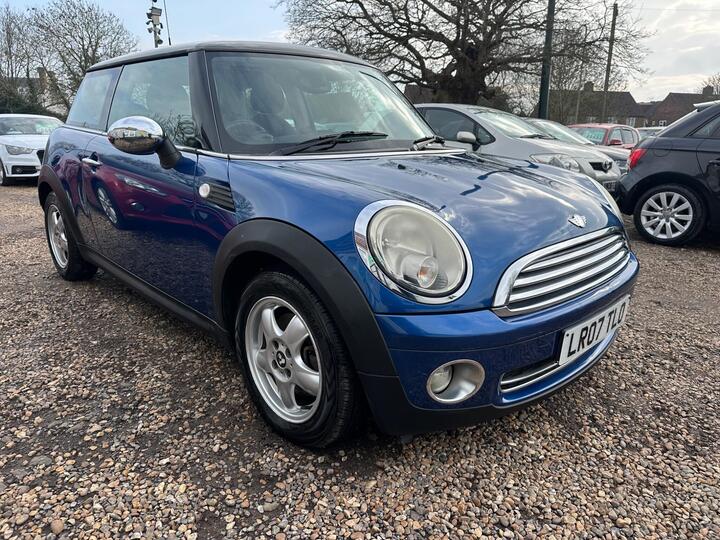 MINI Hatch 1.6 Cooper Steptronic Euro 4 3dr
