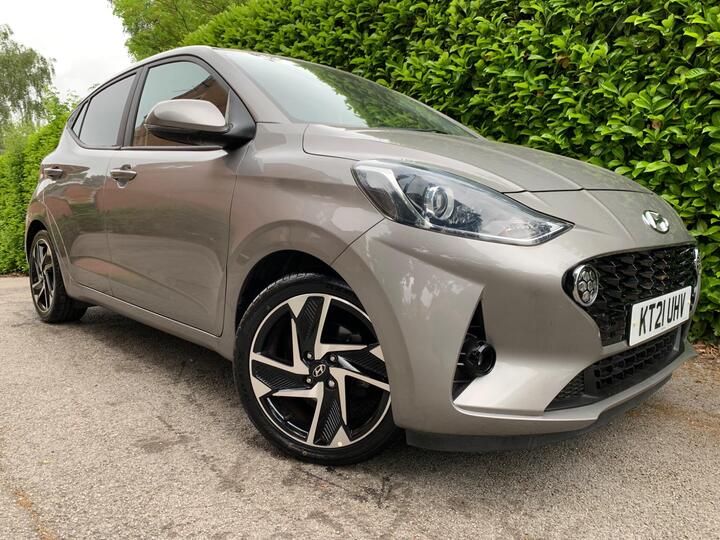 Hyundai I10 1.2 Premium Auto Euro 6 (s/s) 5dr Hyundai I10 1.2 Premium Auto Euro 6 (s/s) 5dr
