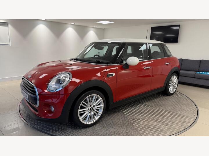 MINI Hatch 1.5 Cooper Auto Euro 6 (s/s) 5dr