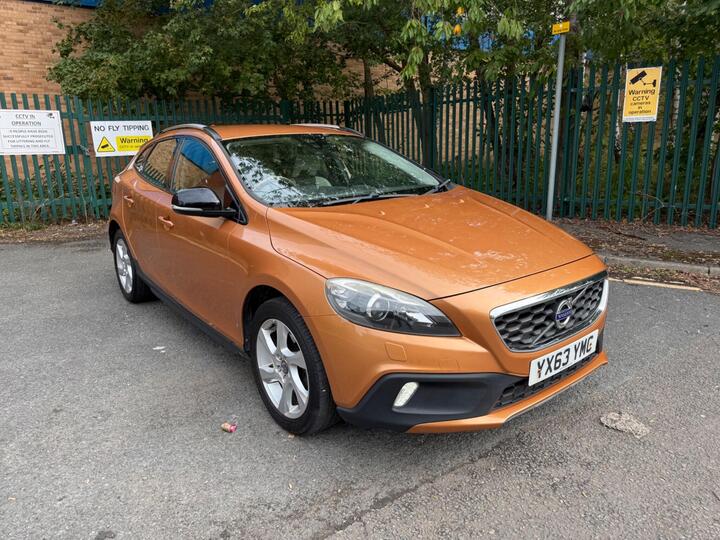 Volvo V40 Cross Country 1.6 D2 Lux Euro 5 (s/s) 5dr