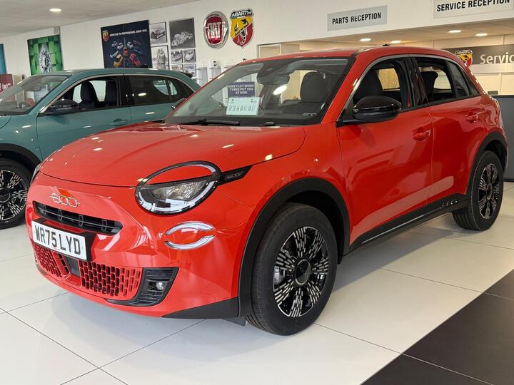 Fiat 600 1.2 MHEV E-DCT Euro 6 (s/s) 5dr