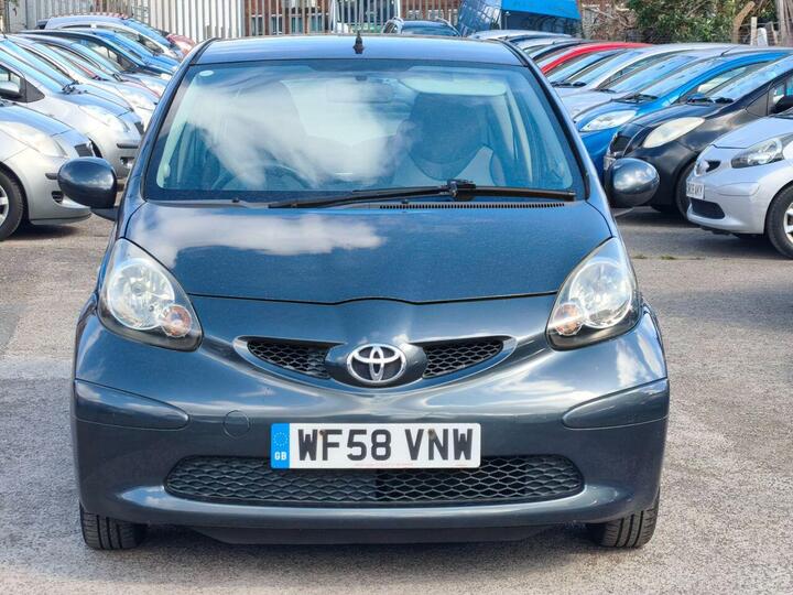 Toyota AYGO 1.0 VVT-i + MultiMode Euro 4 3dr
