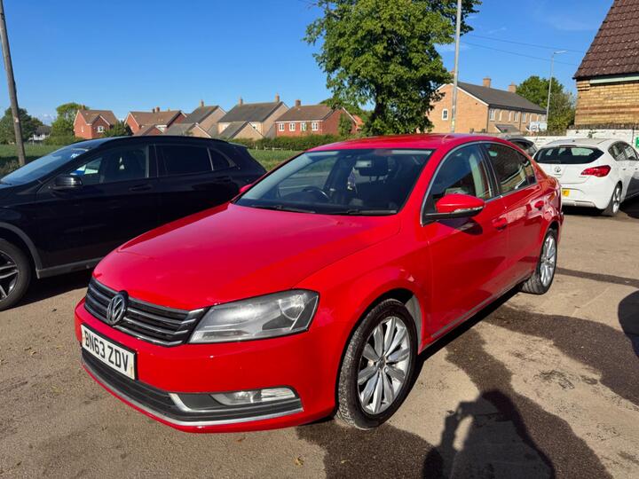 Volkswagen Passat 2.0 TDI BlueMotion Tech Highline DSG Euro 5 (s/s) 4dr