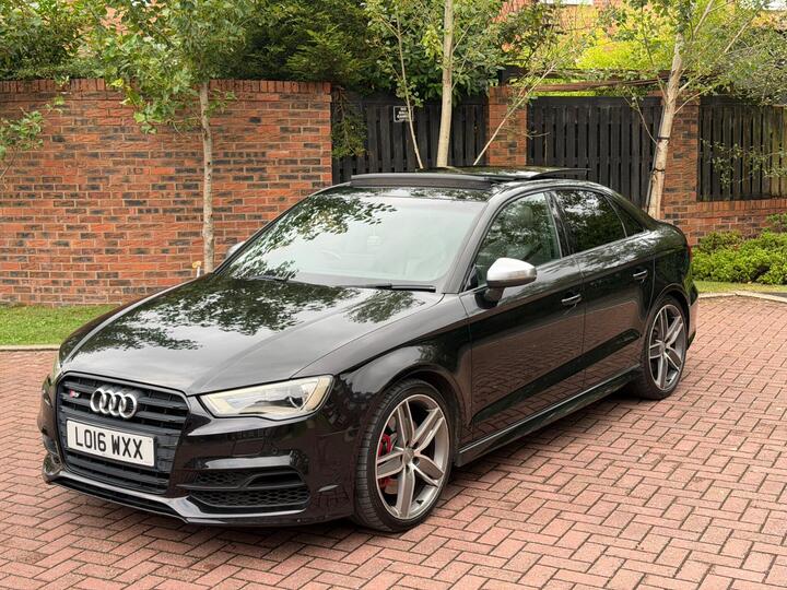 Audi S3 2.0 TFSI S Tronic Quattro Euro 6 (s/s) 4dr (Nav)