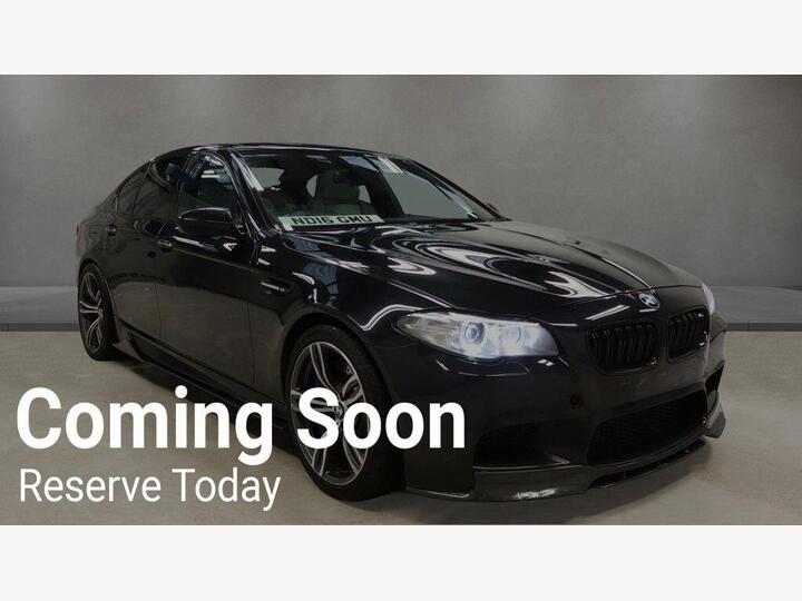 BMW M5 4.4 V8 DCT Euro 6 (s/s) 4dr