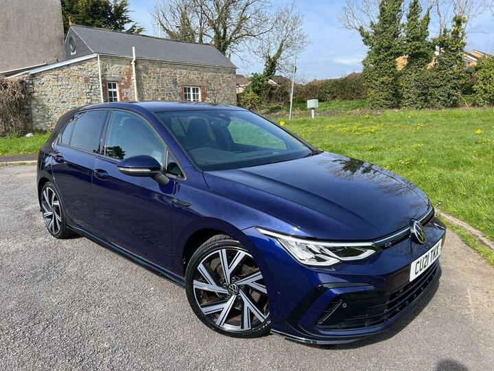 Volkswagen Golf 1.5 TSI R-Line Euro 6 (s/s) 5dr Volkswagen Golf 1.5 TSI R-Line Euro 6 (s/s) 5dr