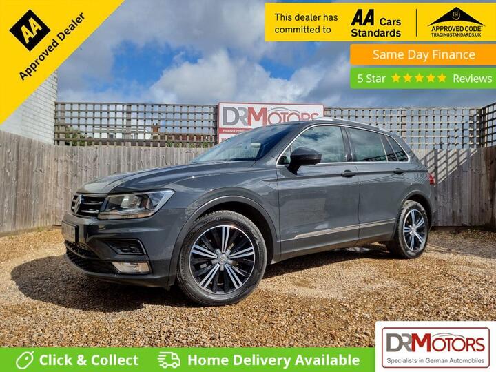 Volkswagen TIGUAN 2.0 TDI BlueMotion Tech SE Navigation Euro 6 (s/s) 5dr Volkswagen TIGUAN 2.0 TDI BlueMotion Tech SE Navigation Euro 6 (s/s) 5dr