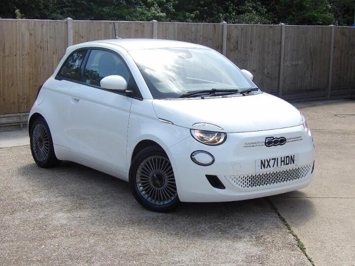 Fiat 500e 42kWh Icon Auto 3dr