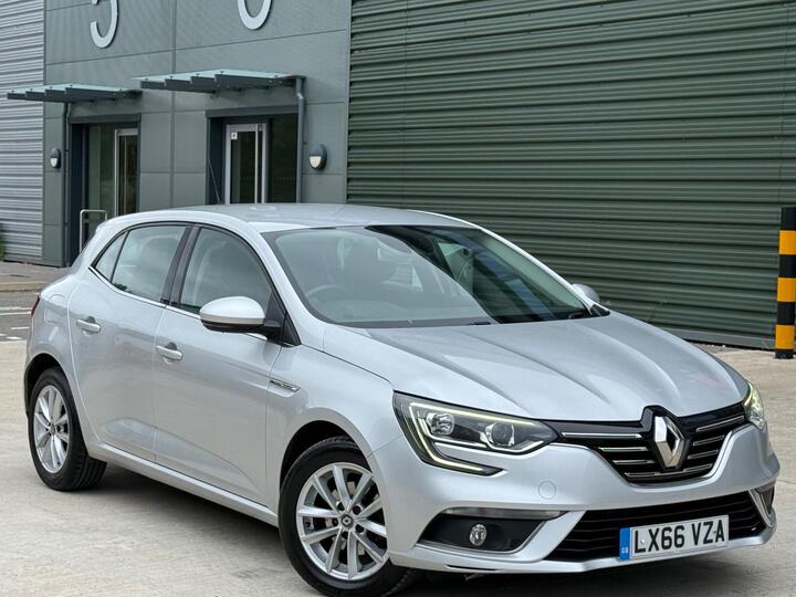 Renault Megane 1.5 DCi Dynamique Nav EDC Euro 6 5dr