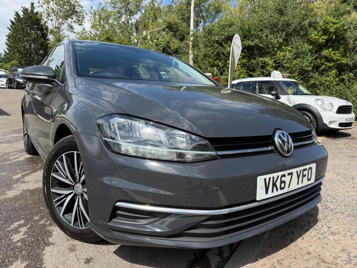 Volkswagen Golf 1.6 TDI SE Nav DSG Euro 6 (s/s) 5dr