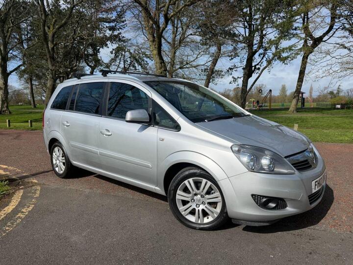 Vauxhall ZAFIRA 1.7 CDTi EcoFLEX Design Euro 5 5dr (SNav)