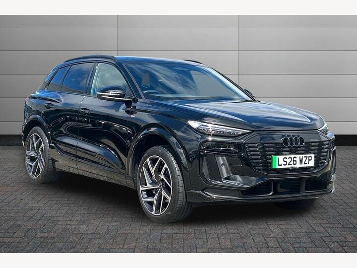Audi Q6 E-tron 100kWh Black Edition Auto Quattro 5dr Audi Q6 E-tron 100kWh Black Edition Auto Quattro 5dr