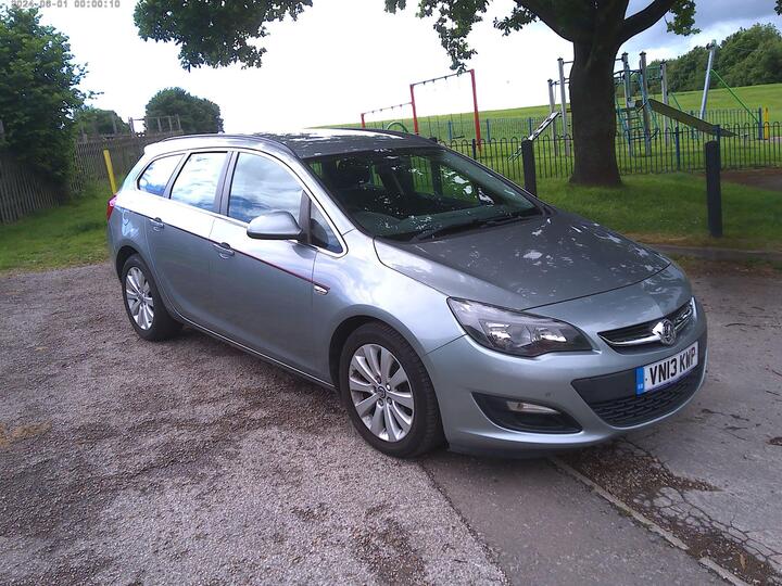 Vauxhall Astra 1.7 CDTi EcoFLEX Tech Line Sports Tourer Euro 5 (s/s) 5dr