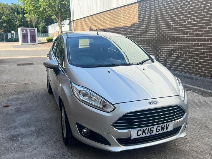 Ford Fiesta 1.25 Zetec Euro 6 5dr