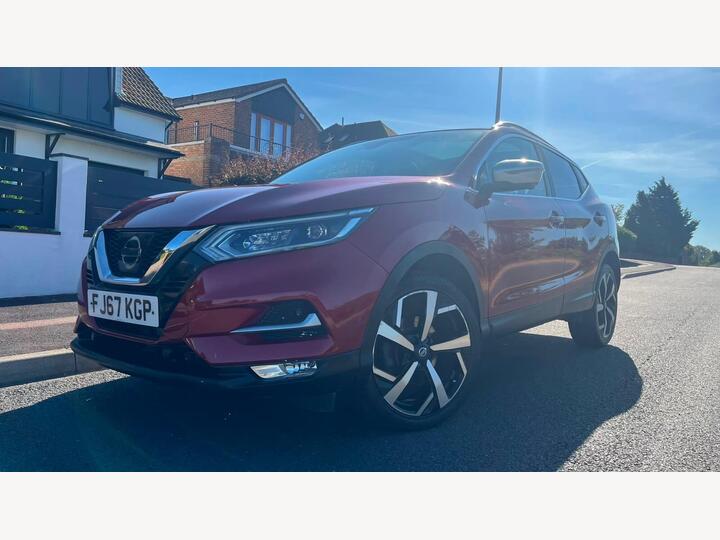 Nissan Qashqai 1.2 DIG-T Tekna+ XTRON Euro 6 (s/s) 5dr