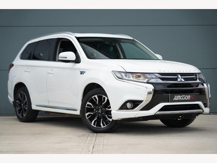 Mitsubishi Outlander 2.0h 12kWh 4h CVT 4WD Euro 6 (s/s) 5dr