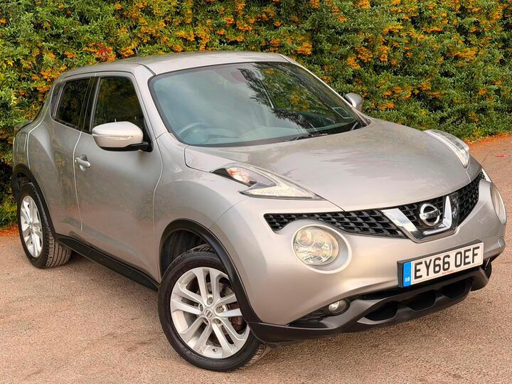 Nissan Juke 1.2 DIG-T N-Connecta Euro 6 (s/s) 5dr