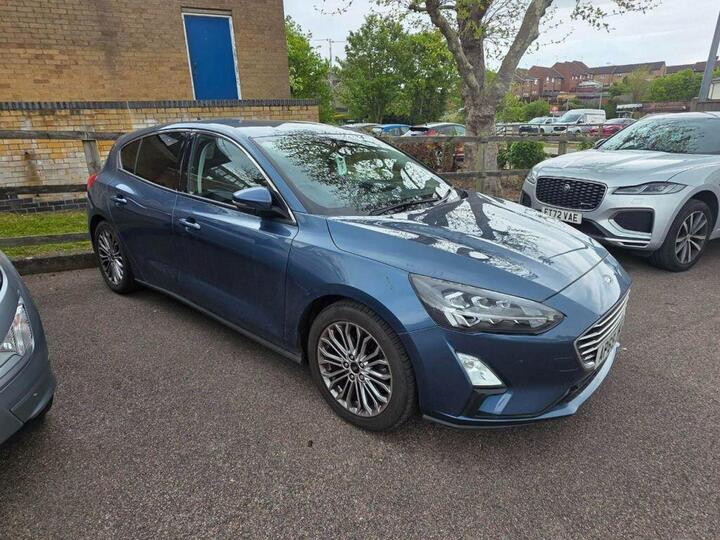 Ford Focus 1.0T EcoBoost Titanium X Euro 6 (s/s) 5dr
