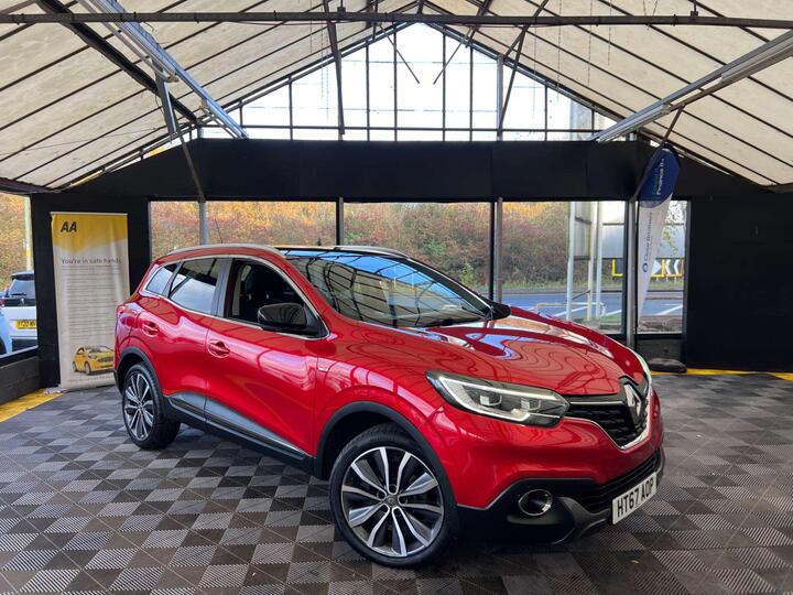 Renault KADJAR 1.2 TCe Signature Nav EDC Euro 6 (s/s) 5dr Renault KADJAR 1.2 TCe Signature Nav EDC Euro 6 (s/s) 5dr