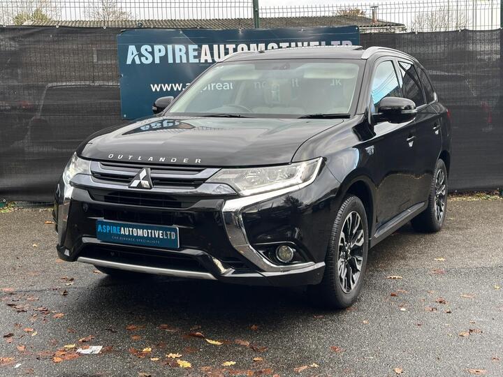 Mitsubishi Outlander 2.0h 12kWh GX5h CVT 4WD Euro 6 (s/s) 5dr Mitsubishi Outlander 2.0h 12kWh GX5h CVT 4WD Euro 6 (s/s) 5dr