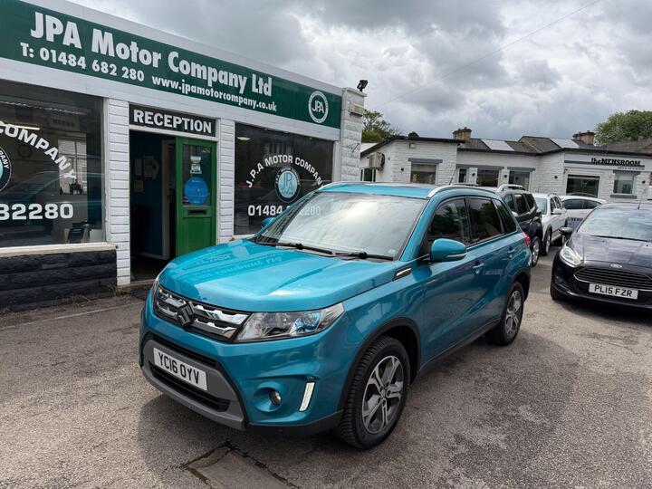 Suzuki Vitara 1.6 DDiS SZ5 ALLGRIP Euro 6 (s/s) 5dr Suzuki Vitara 1.6 DDiS SZ5 ALLGRIP Euro 6 (s/s) 5dr