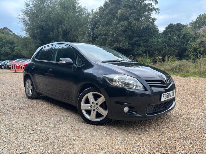 Toyota Auris 1.6 V-Matic SR Euro 5 5dr