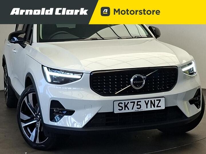 Volvo XC40 2.0 B4 MHEV Ultra Dark DCT Auto Euro 6 (s/s) 5dr